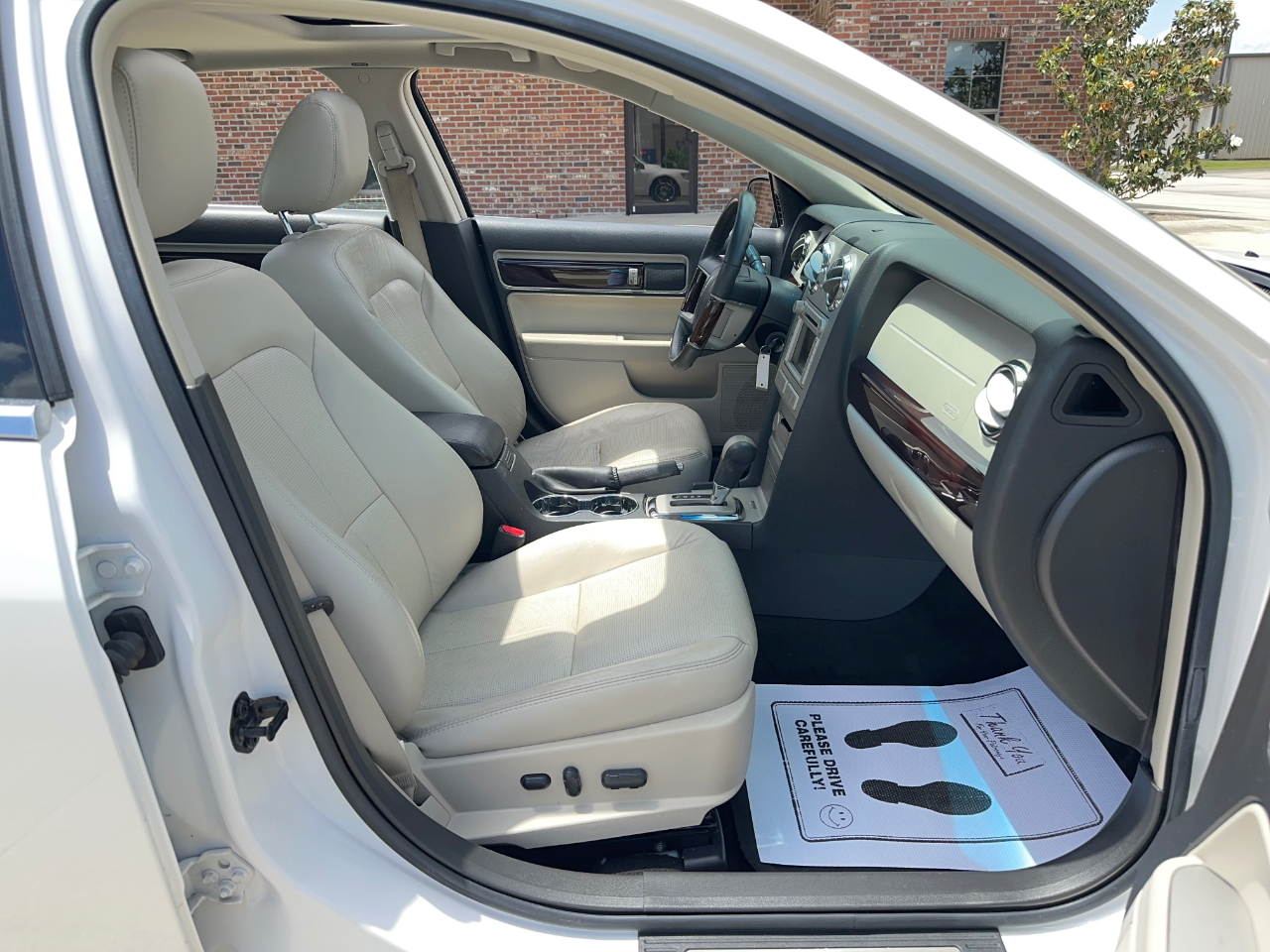 Lincoln MKZ FWD 2009