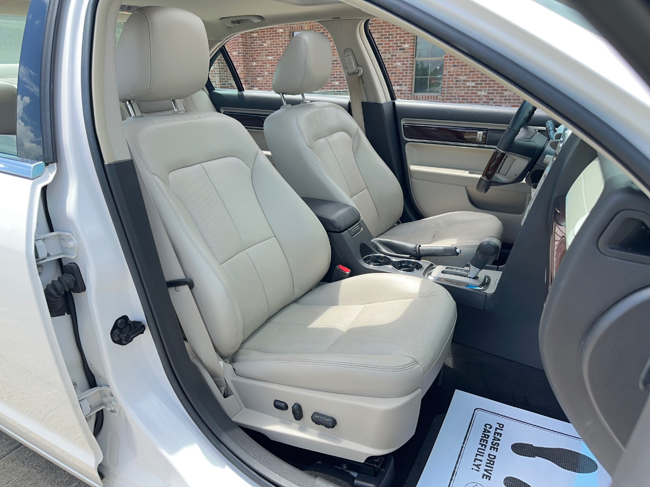 Lincoln MKZ FWD 2009