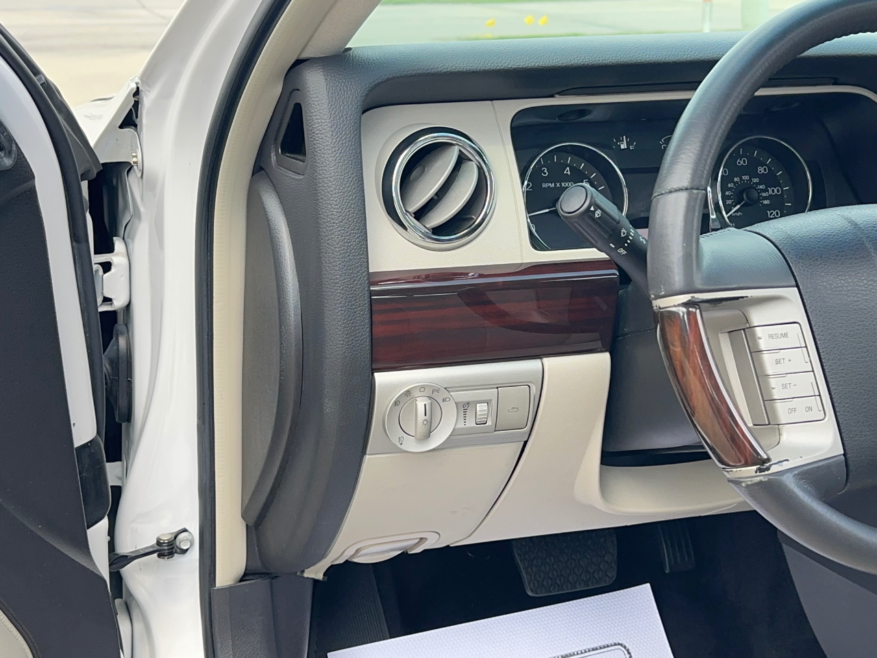 Lincoln MKZ FWD 2009