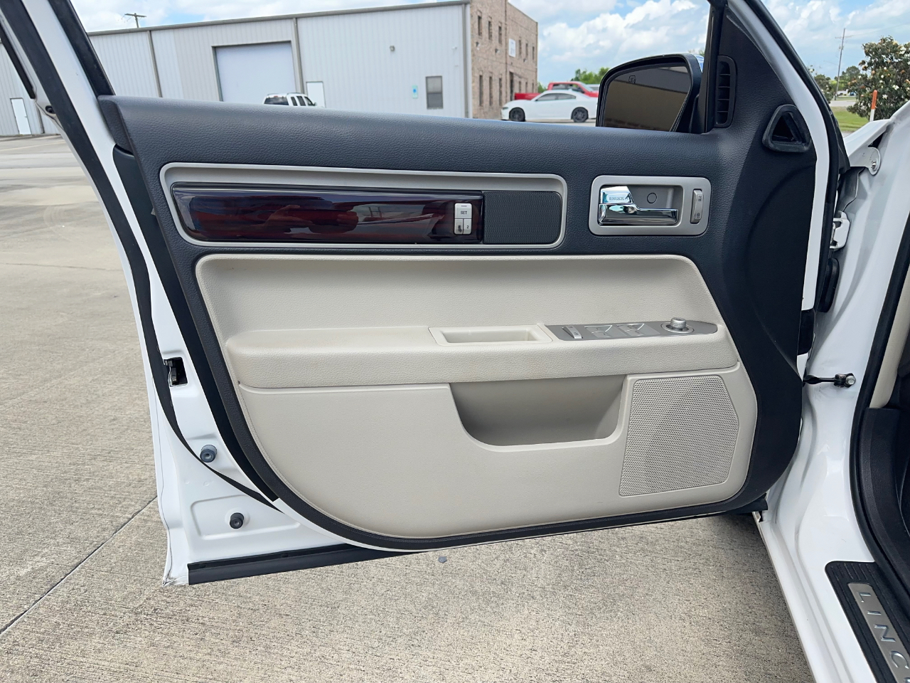 Lincoln MKZ FWD 2009