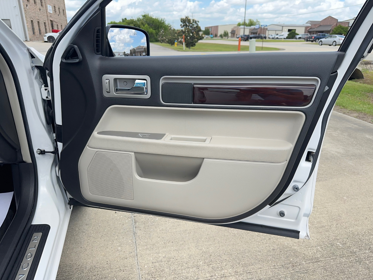 Lincoln MKZ FWD 2009