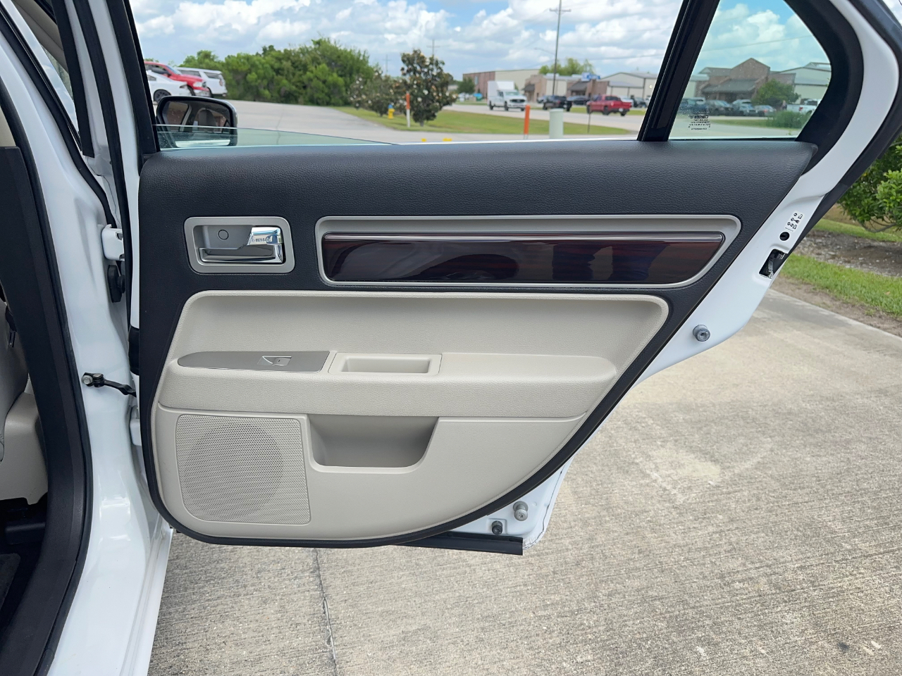 Lincoln MKZ FWD 2009