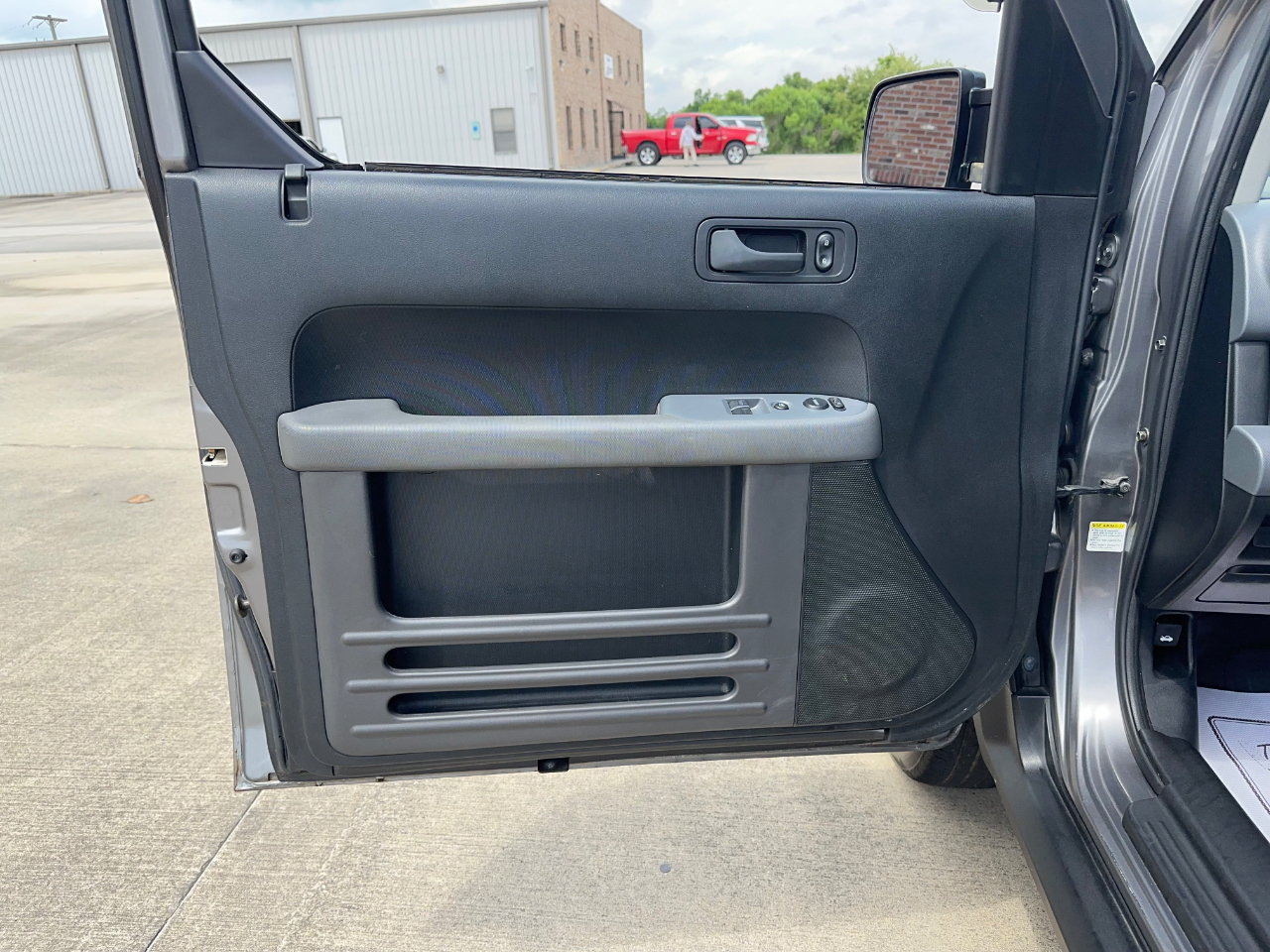 Honda Element EX 2WD 4-spd AT 2005