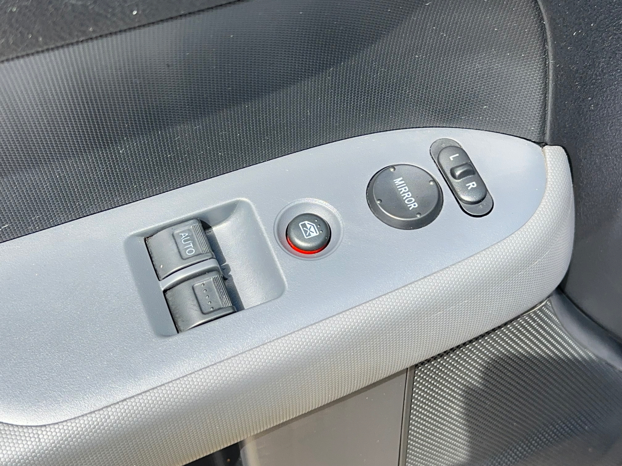 Honda Element EX 2WD 4-spd AT 2005