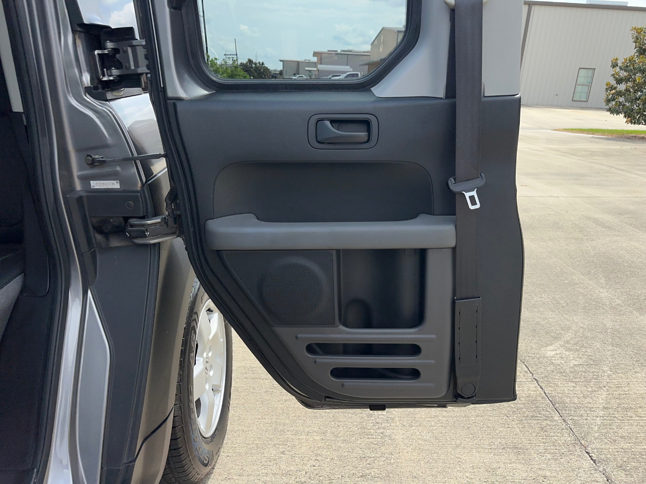 Honda Element EX 2WD 4-spd AT 2005
