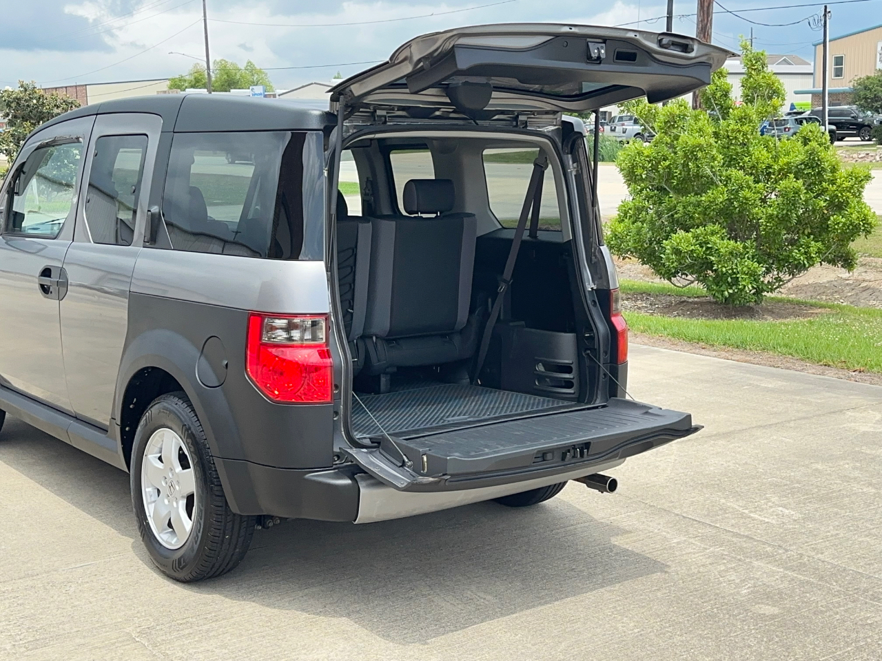 Honda Element EX 2WD 4-spd AT 2005