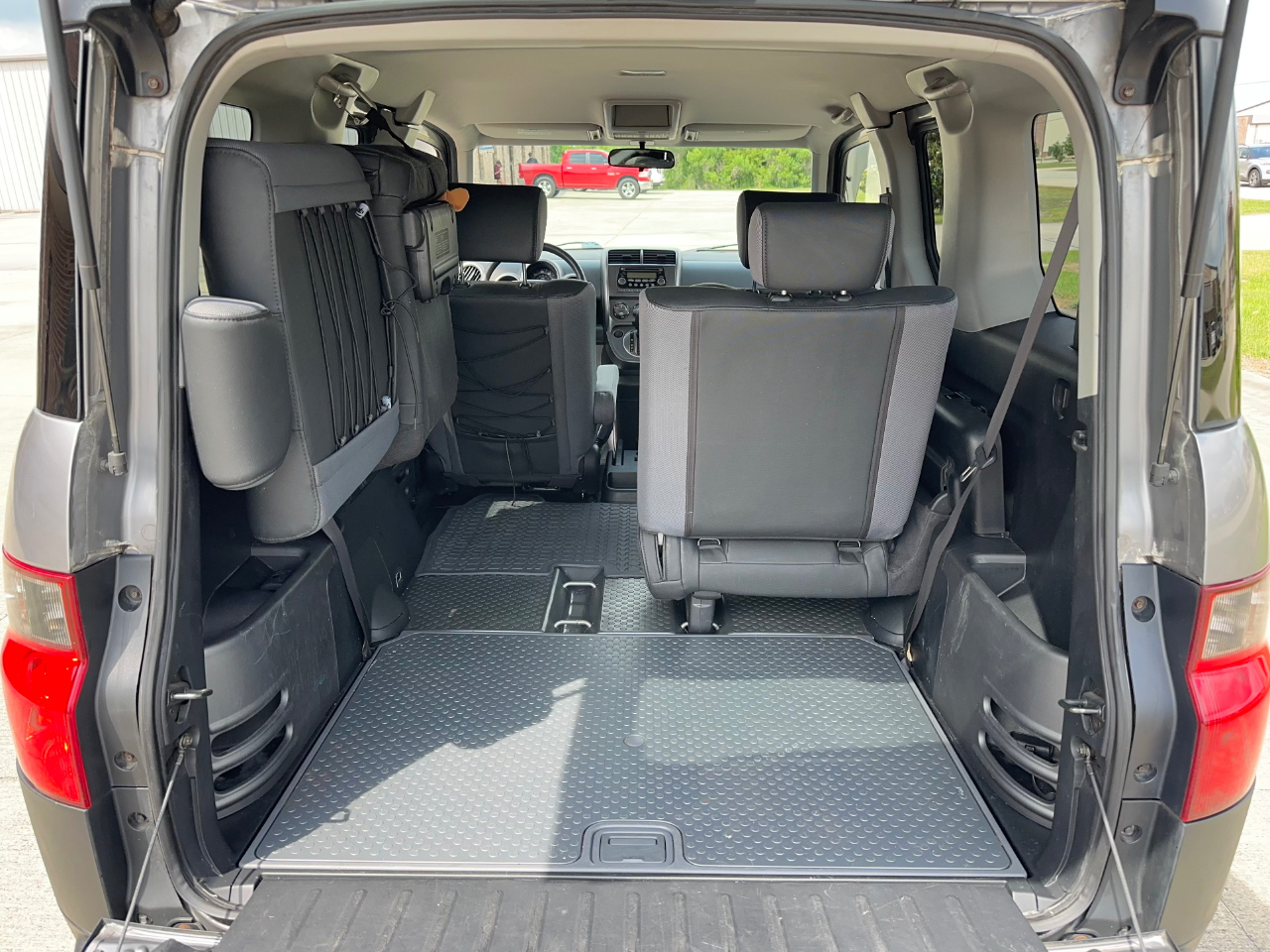Honda Element EX 2WD 4-spd AT 2005