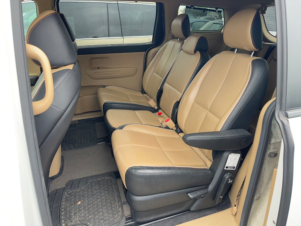 Kia Sedona LX 2017