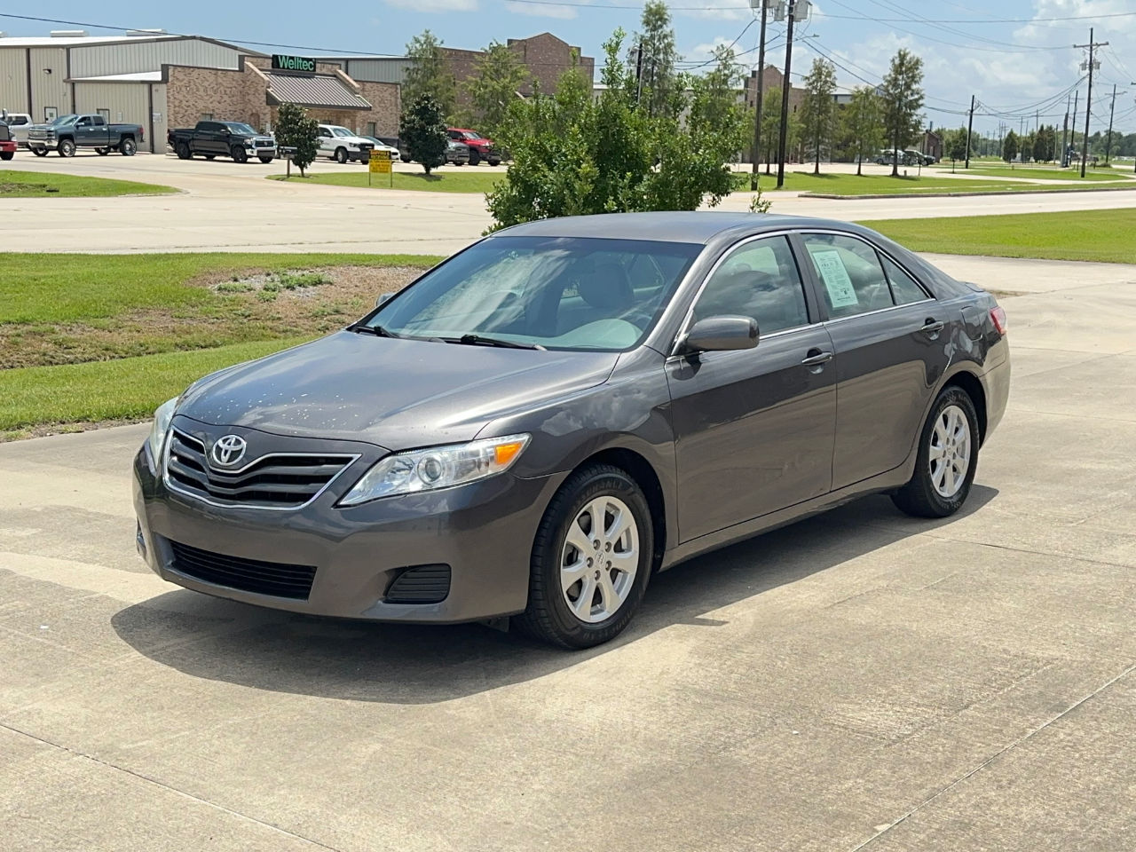 Toyota Camry LE 2011