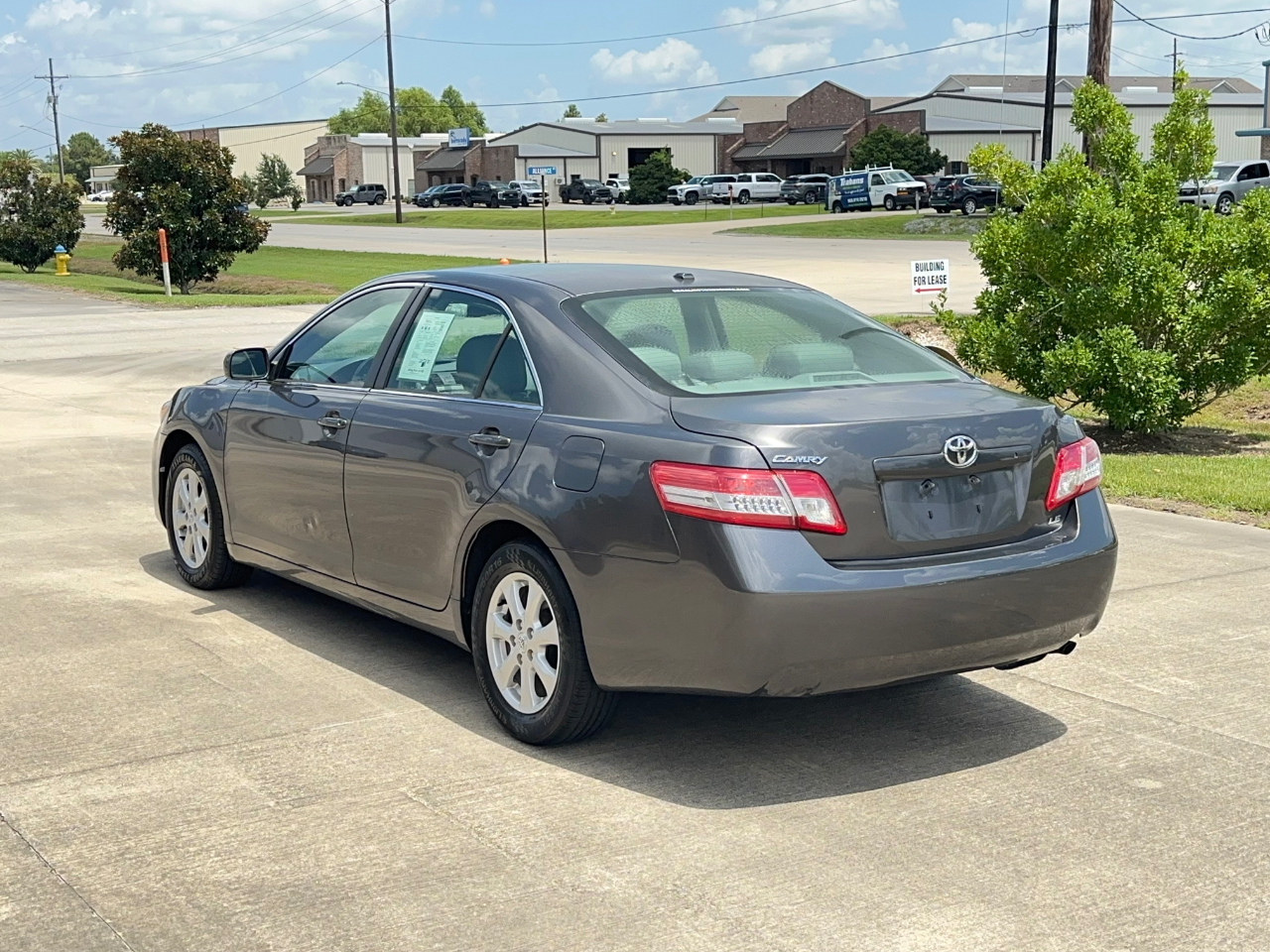 Toyota Camry LE 2011
