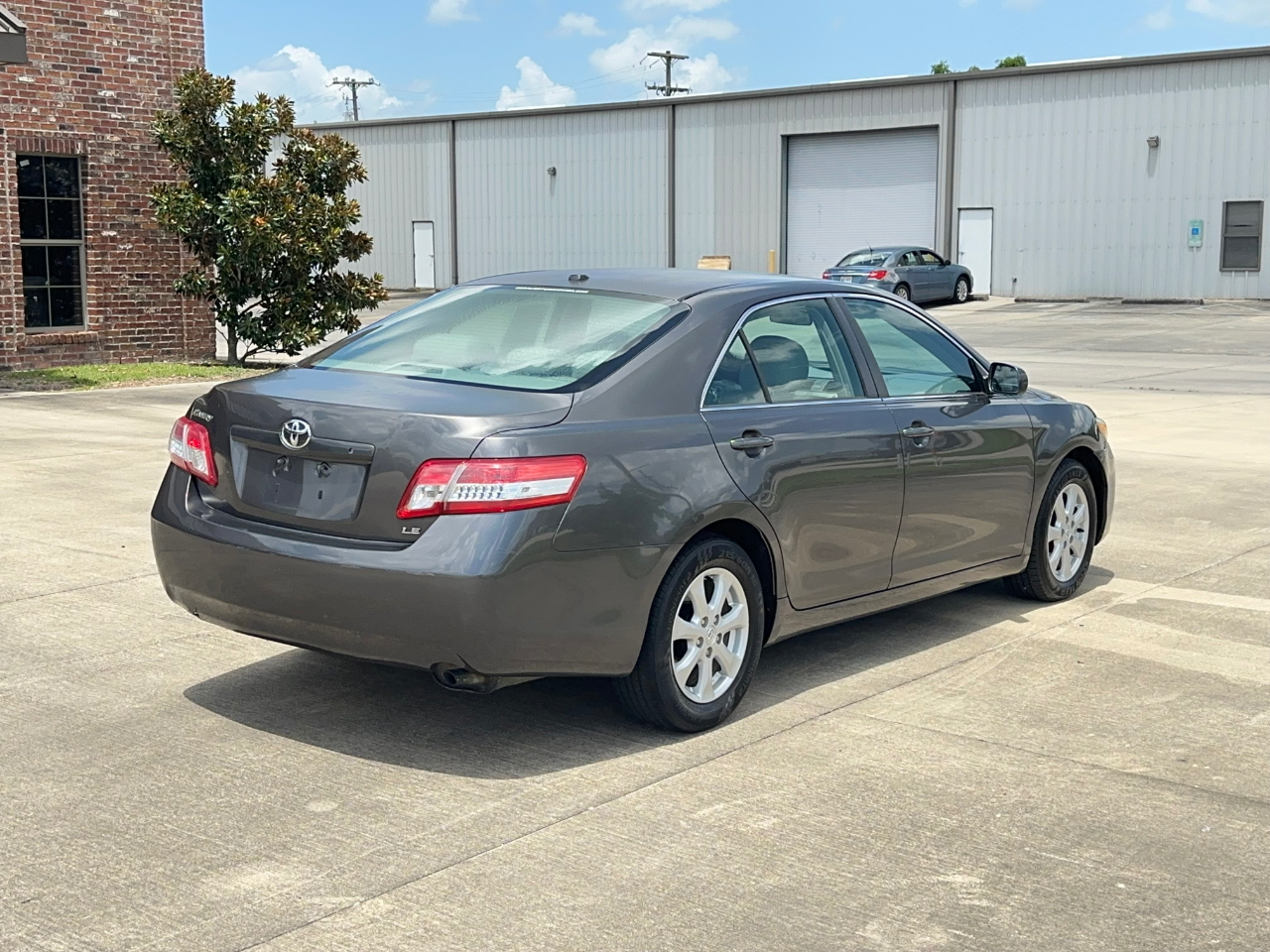 Toyota Camry LE 2011