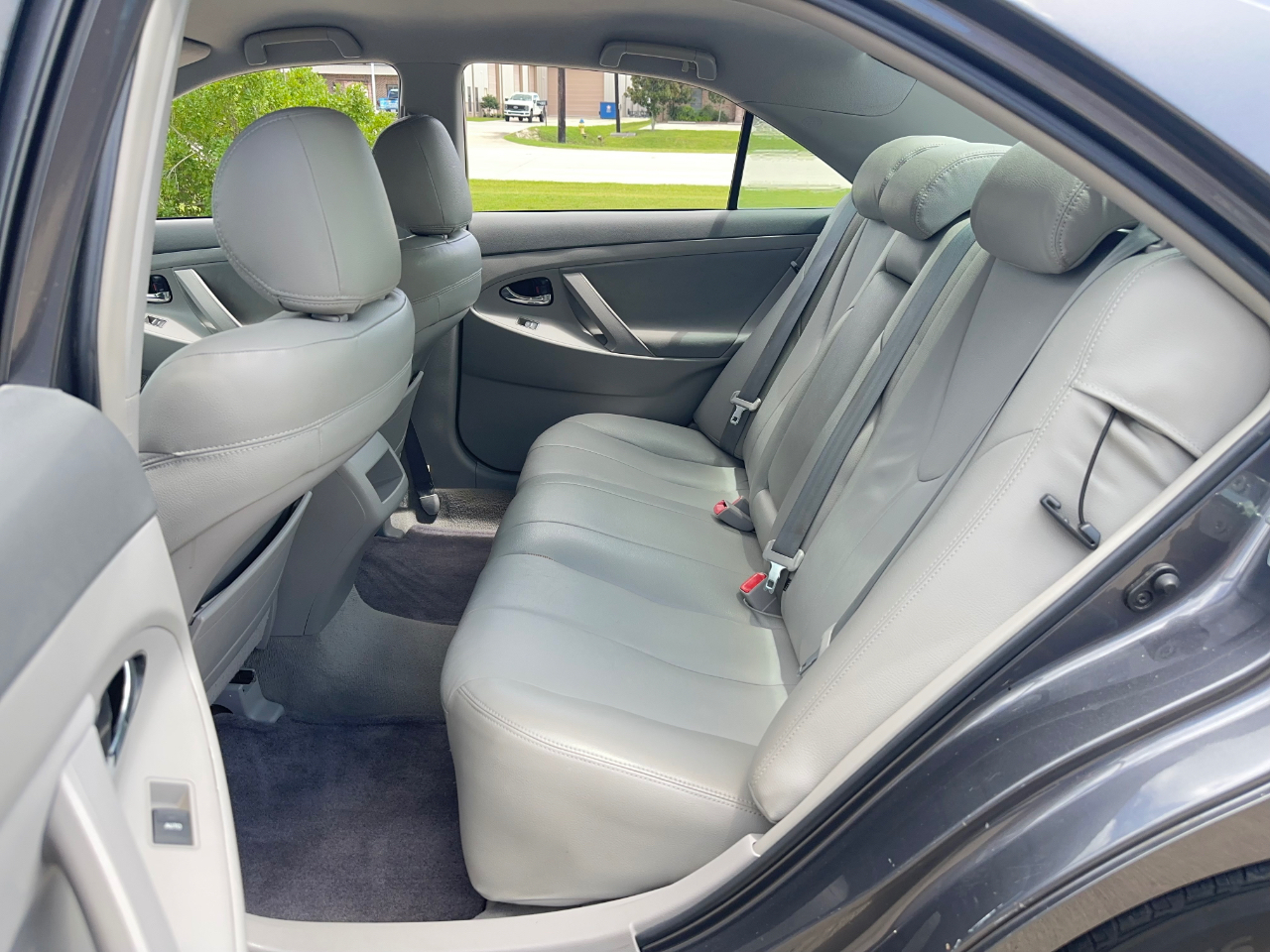 Toyota Camry LE 2011