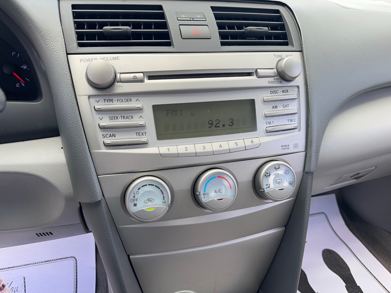 Toyota Camry LE 2011