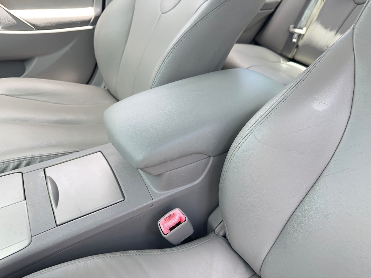 Toyota Camry LE 2011