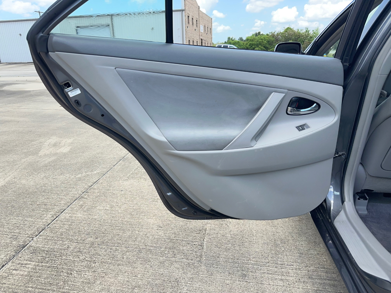 Toyota Camry LE 2011