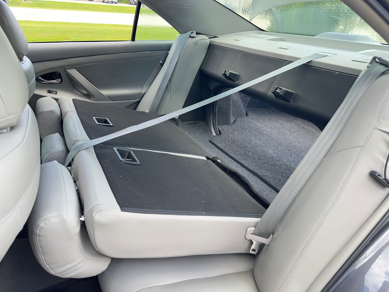 Toyota Camry LE 2011