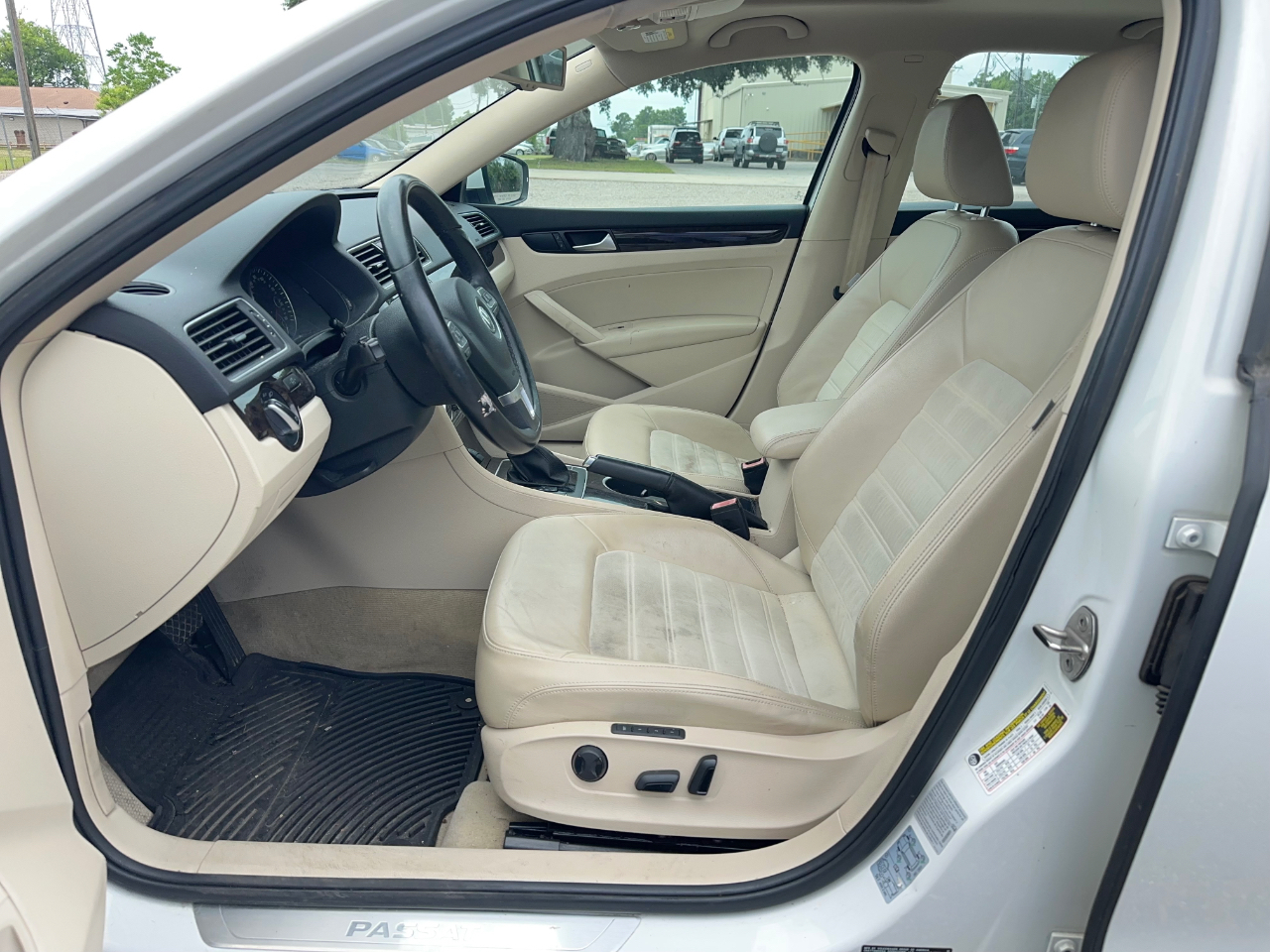 Volkswagen Passat SEL Premium 4D Sedan 1.8T 2015