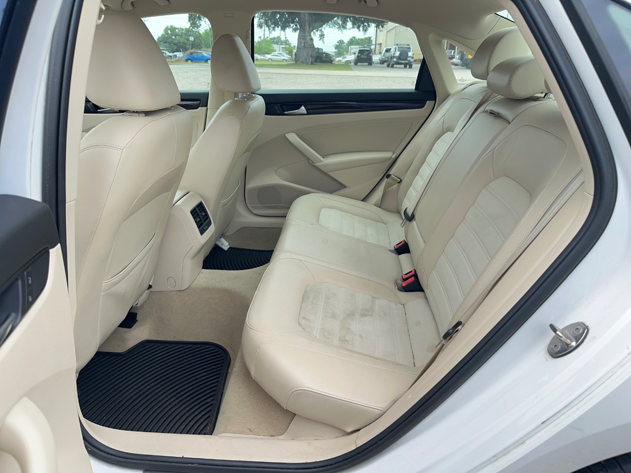 Volkswagen Passat SEL Premium 4D Sedan 1.8T 2015