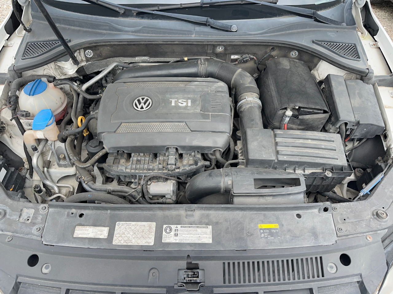 Volkswagen Passat SEL Premium 4D Sedan 1.8T 2015