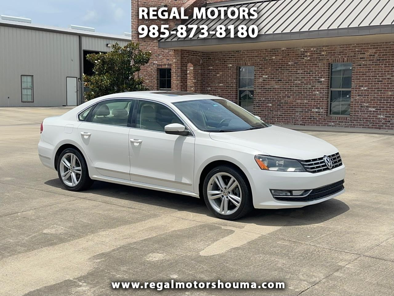 2015 Volkswagen Passat SEL Premium 4D Sedan 1.8T