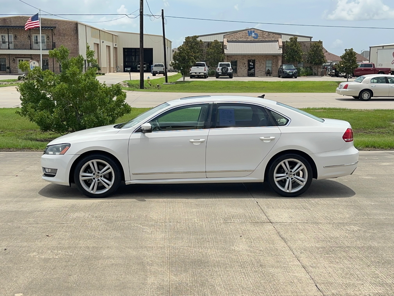 Volkswagen Passat SEL Premium 4D Sedan 1.8T 2015
