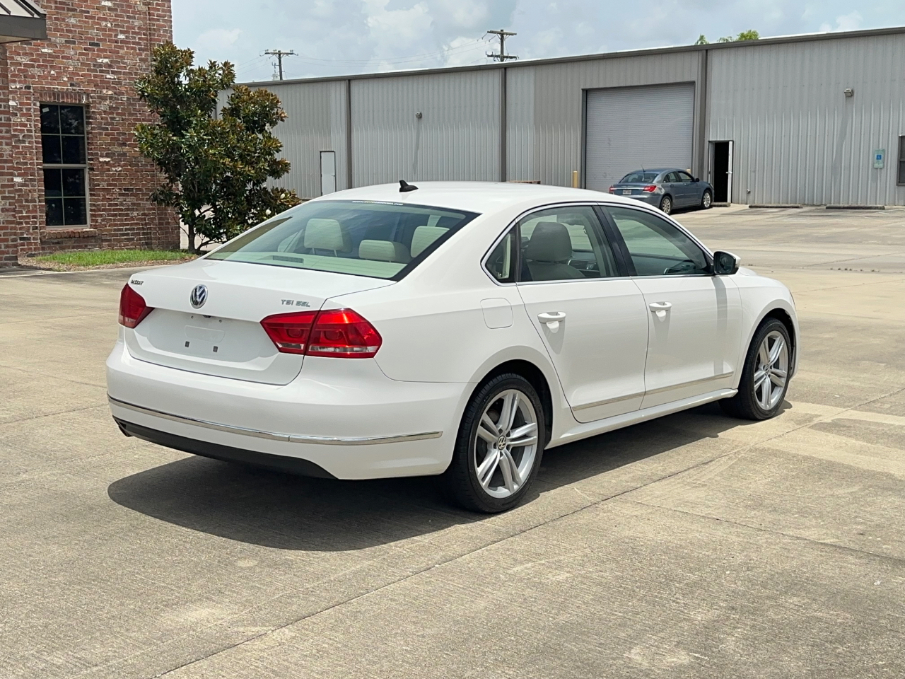 Volkswagen Passat SEL Premium 4D Sedan 1.8T 2015