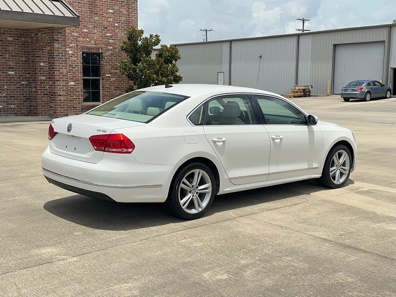 Volkswagen Passat SEL Premium 4D Sedan 1.8T 2015