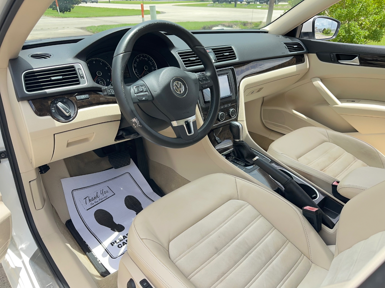 Volkswagen Passat SEL Premium 4D Sedan 1.8T 2015