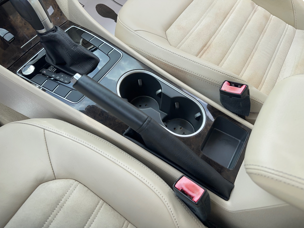 Volkswagen Passat SEL Premium 4D Sedan 1.8T 2015