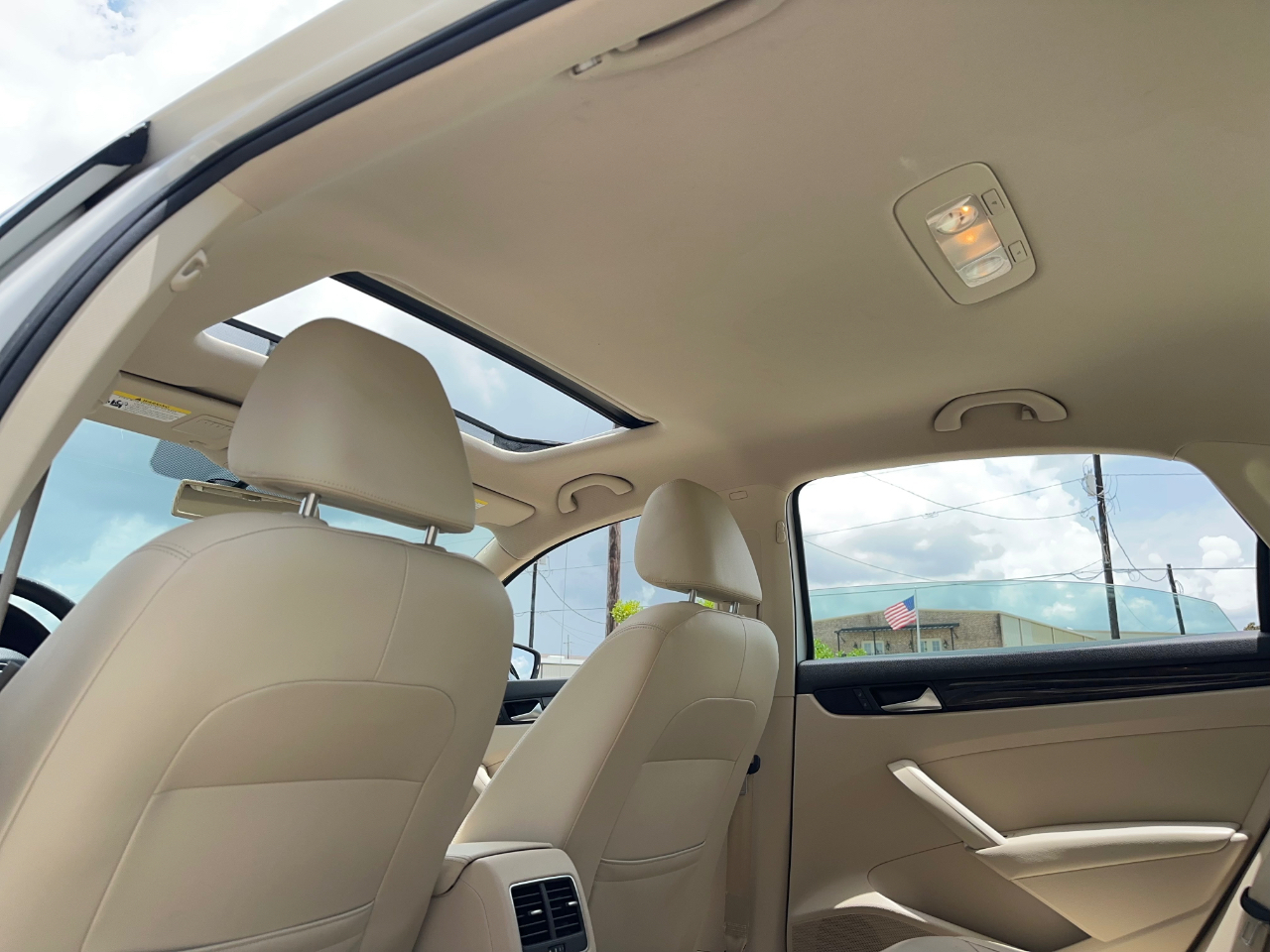 Volkswagen Passat SEL Premium 4D Sedan 1.8T 2015