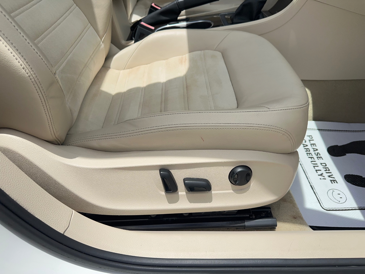 Volkswagen Passat SEL Premium 4D Sedan 1.8T 2015
