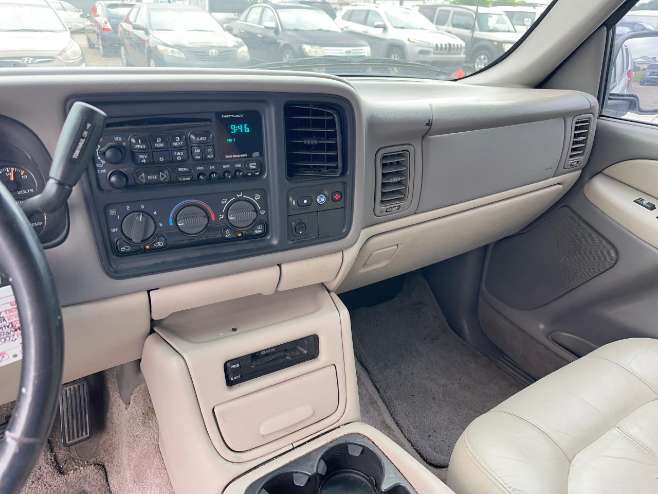 Chevrolet Tahoe  2001