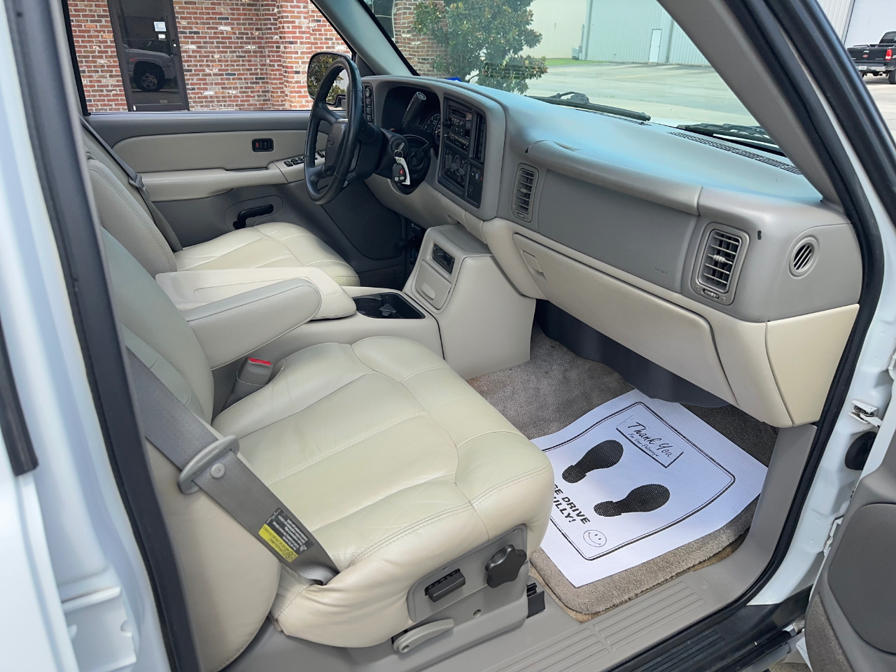 Chevrolet Tahoe  2001