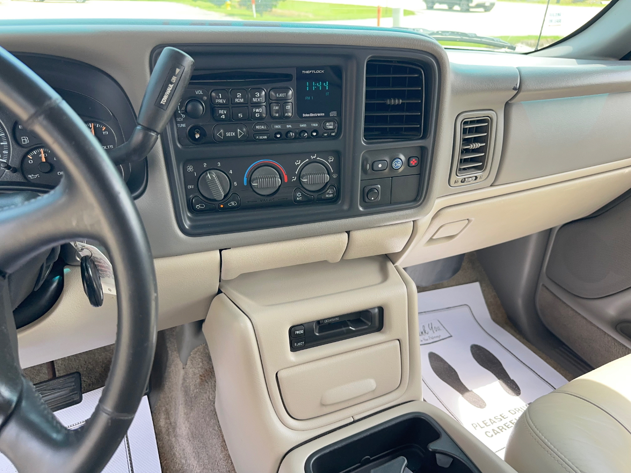 Chevrolet Tahoe  2001