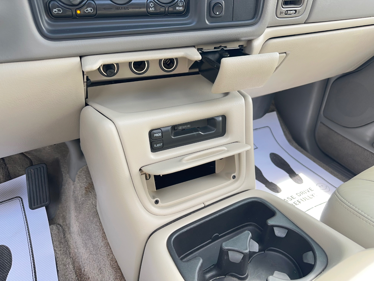 Chevrolet Tahoe  2001