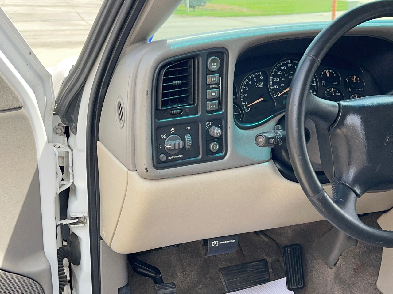 Chevrolet Tahoe  2001