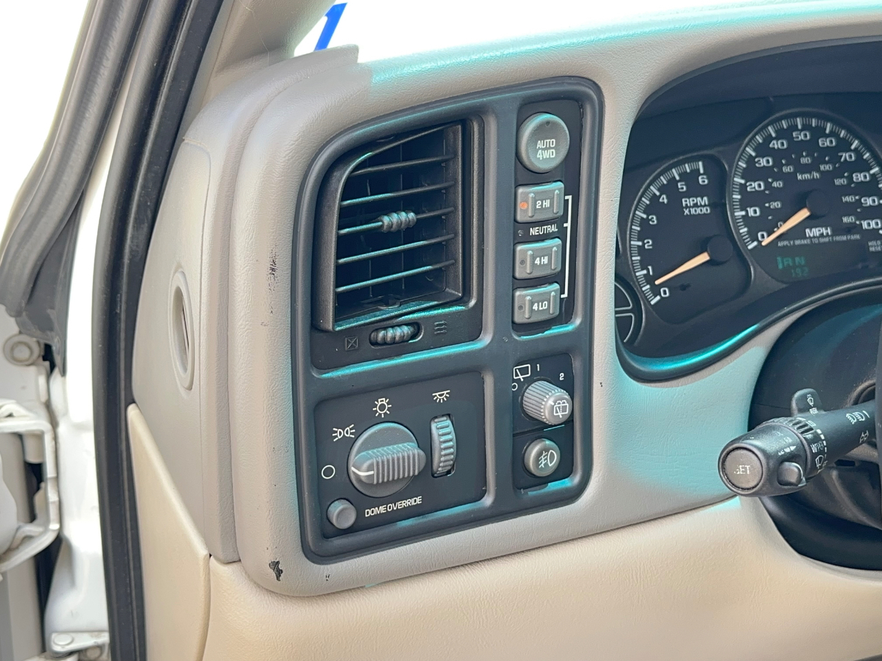 Chevrolet Tahoe  2001