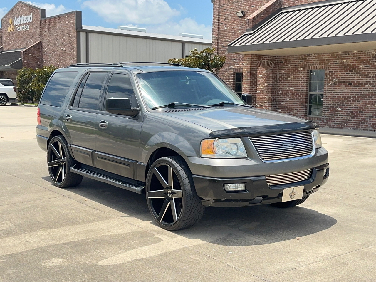 Ford Expedition XLT 5.4L 2WD 2003