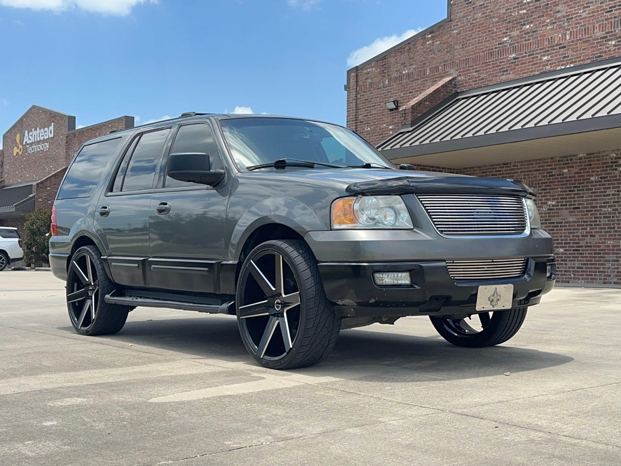 Ford Expedition XLT 5.4L 2WD 2003