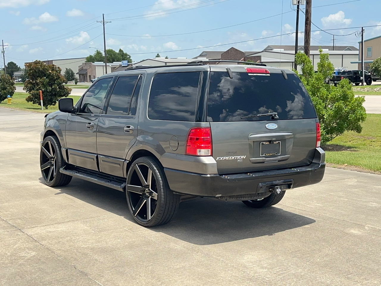 Ford Expedition XLT 5.4L 2WD 2003