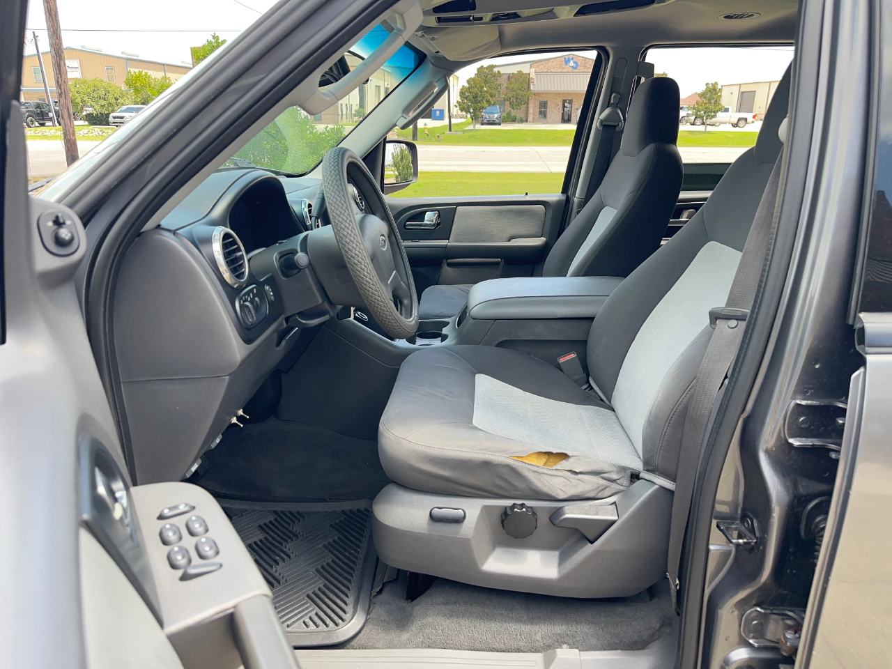 Ford Expedition XLT 5.4L 2WD 2003