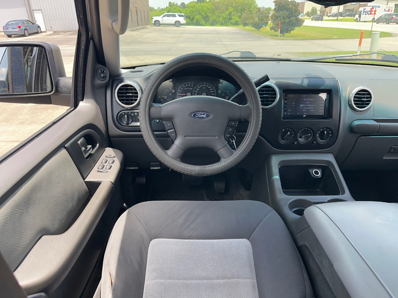 Ford Expedition XLT 5.4L 2WD 2003