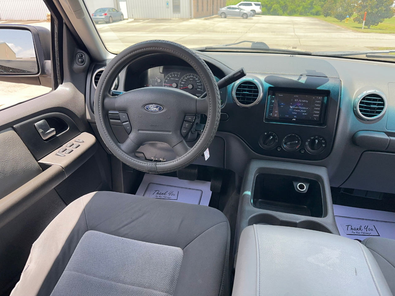 Ford Expedition XLT 5.4L 2WD 2003