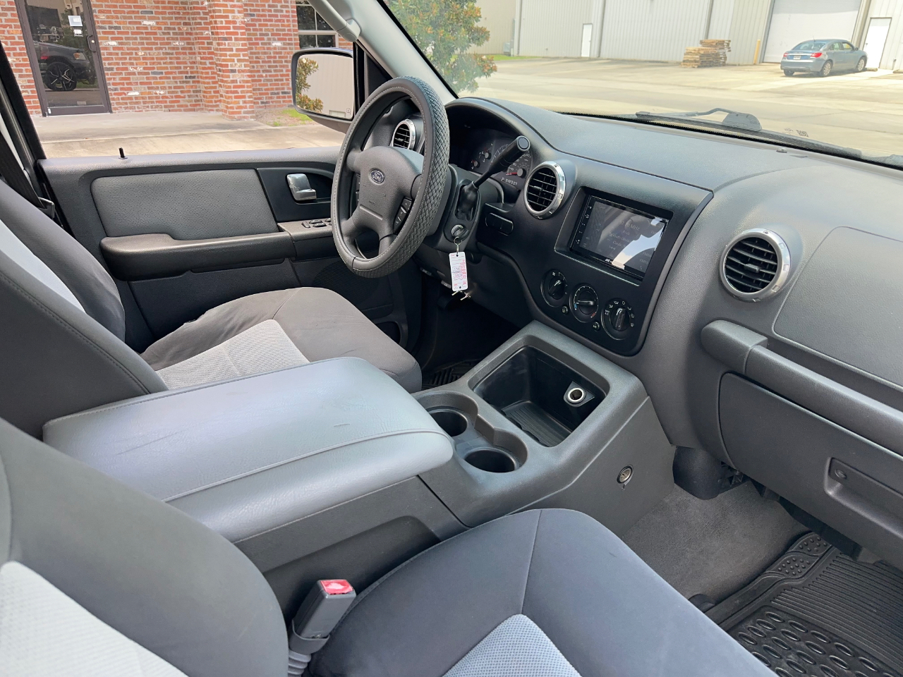 Ford Expedition XLT 5.4L 2WD 2003