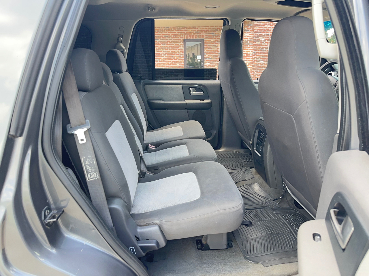 Ford Expedition XLT 5.4L 2WD 2003