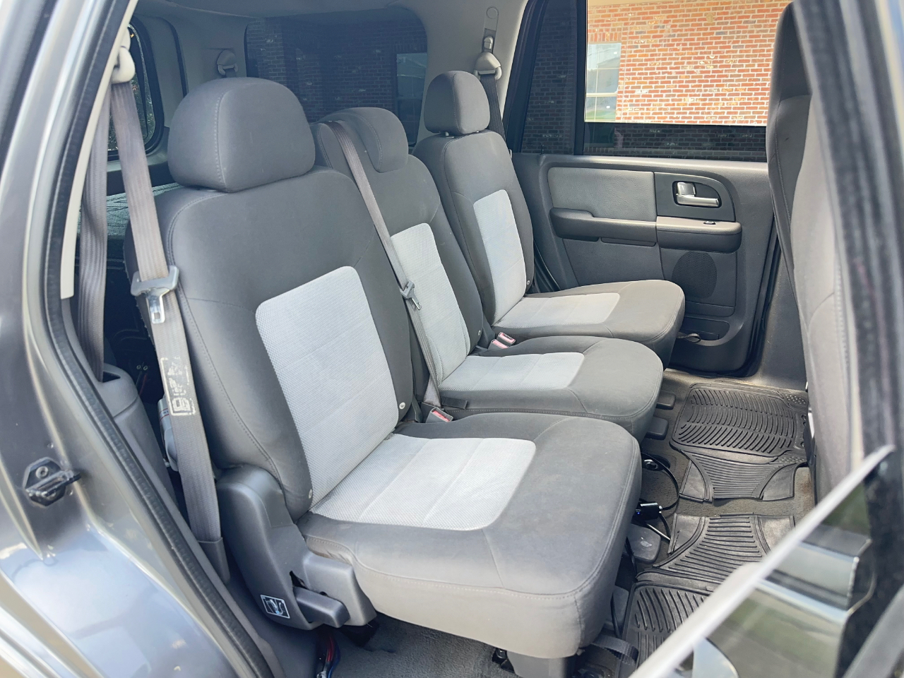 Ford Expedition XLT 5.4L 2WD 2003