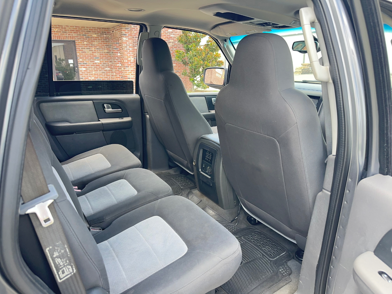 Ford Expedition XLT 5.4L 2WD 2003