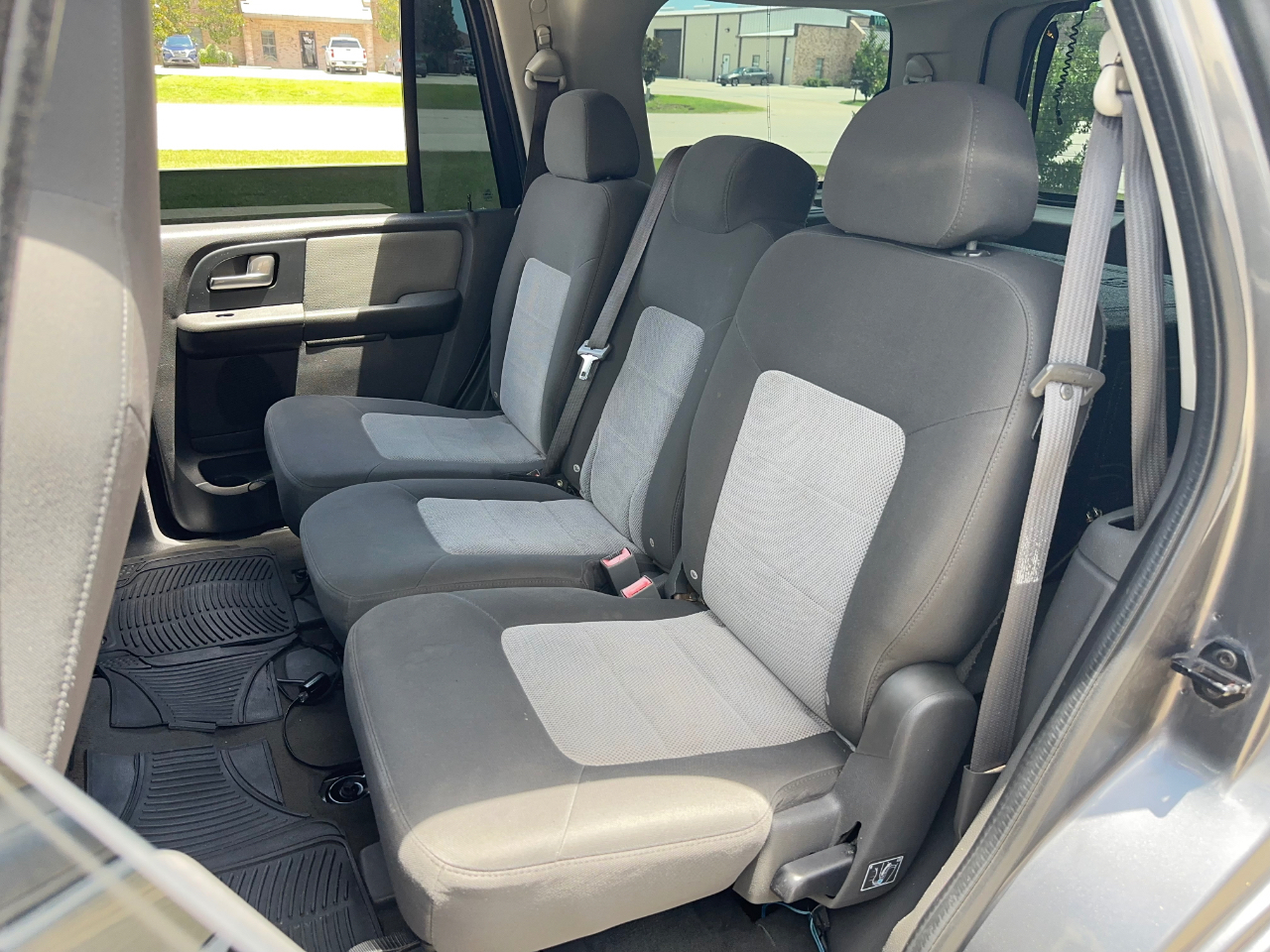Ford Expedition XLT 5.4L 2WD 2003