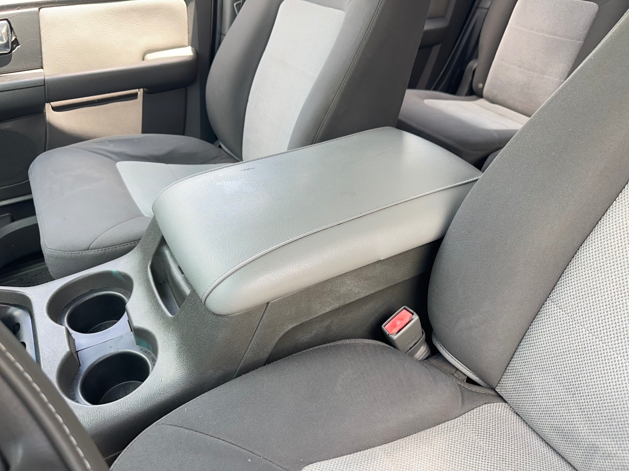 Ford Expedition XLT 5.4L 2WD 2003