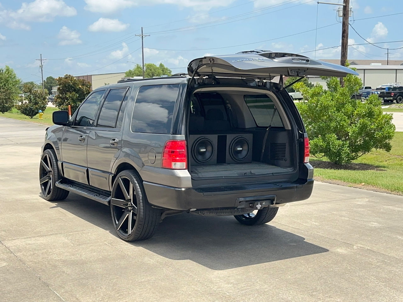 Ford Expedition XLT 5.4L 2WD 2003